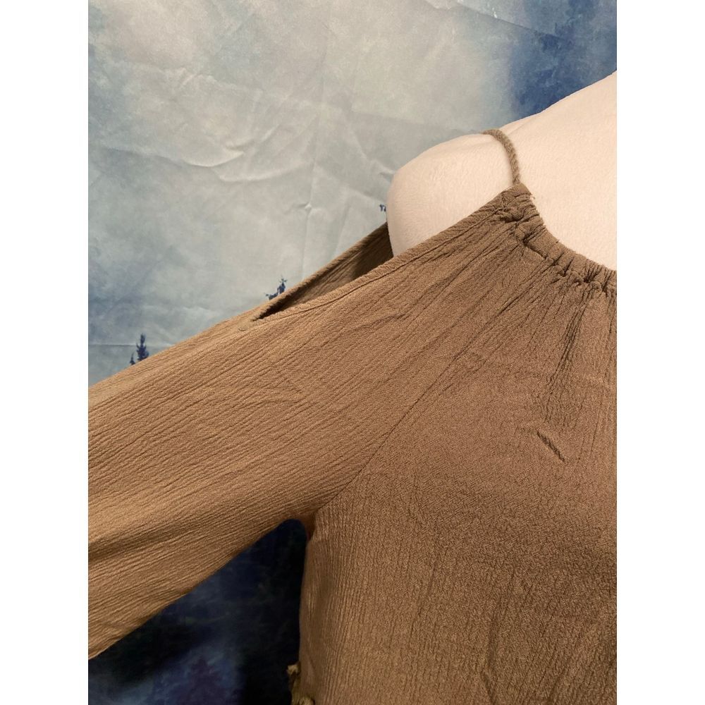Women's Large Cold Shoulder Top - Picture 4 of 8